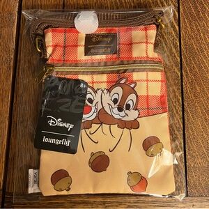 NWT Disney Loungefly Chip ’n Dale Acorn Crossbody
